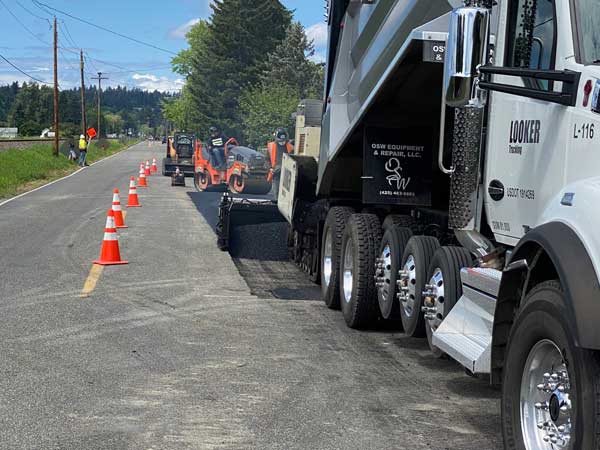 Best Poulsbo asphalt crack repair in WA near 98370