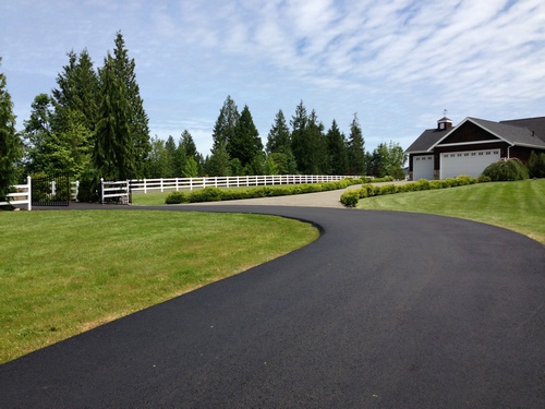 Trained Chehalis driveway paving in WA near 98532